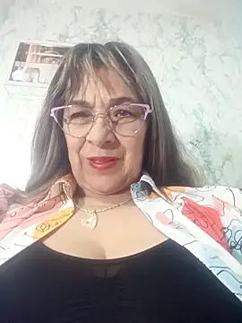 Snapshot of biancchi chatting on 09-14-25, 07:02 biancchi online show from 09-14-25, 07:02