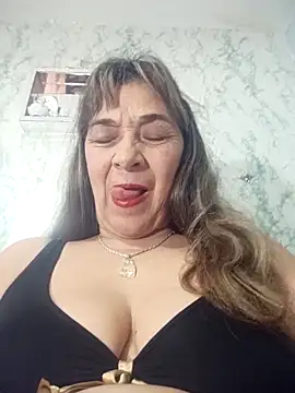 Snapshot of biancchi chatting on 09-17-25, 10:55 biancchi online show from 09-17-25, 10:55