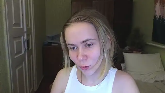 Riley Roo online show from 01-30-25, 05:28