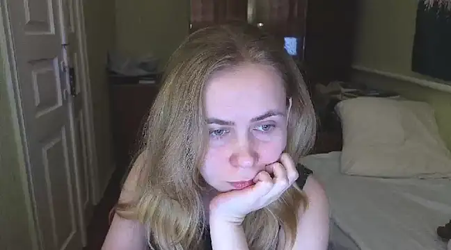 Riley Roo online show from 02-23-25, 04:57