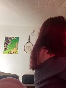 SuzzyyM online show from 04-25-26, 11:46