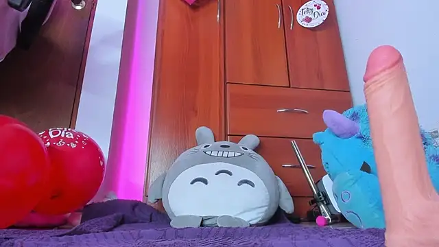 saralolo420 online show from 02-14-25, 04:04