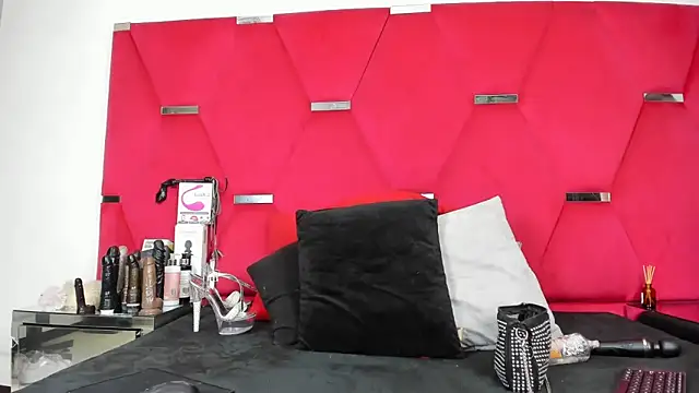 Karoll69  online show from 02-26-26, 03:05