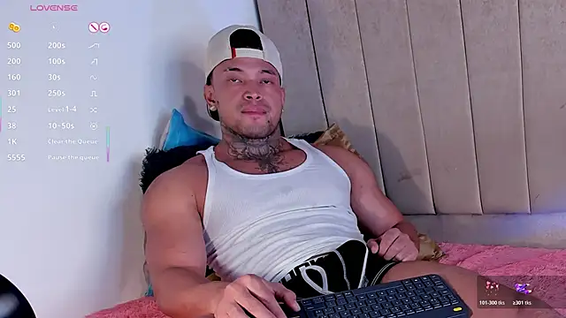 Stiven collins online show from 04-29-26, 09:54