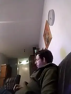 Knuffelstaaf123 online show from 03-19-25, 05:28