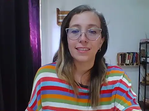 Snapshot of charlott_ponce chatting on 11-03-25, 07:59 charlott ponce online show from 11-03-25, 07:59