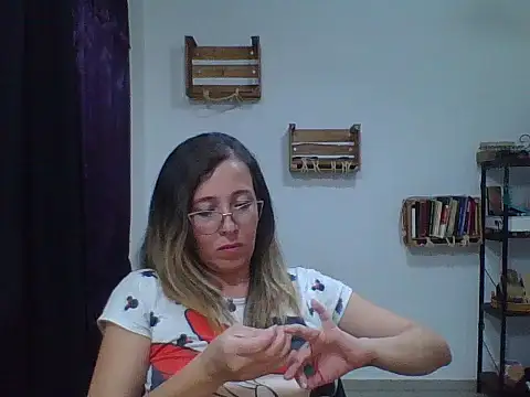 Snapshot of charlott_ponce chatting on 11-10-25, 11:59 charlott ponce online show from 11-10-25, 11:59