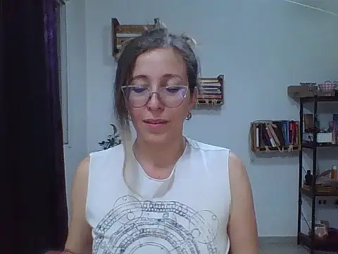 Snapshot of charlott_ponce chatting on 02-13-26, 01:12 charlott ponce online show from 02-13-26, 01:12