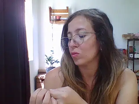 Snapshot of charlott_ponce chatting on 02-16-26, 06:59 charlott ponce online show from 02-16-26, 06:59