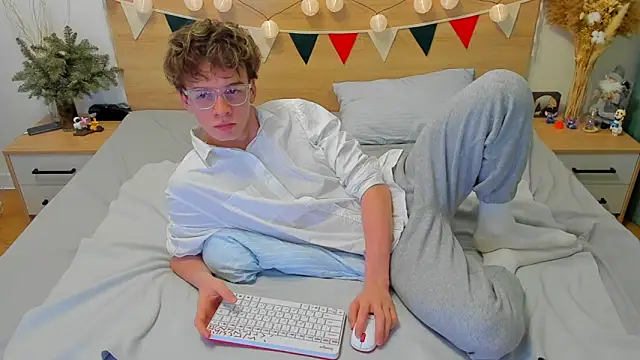 Fandi 777 online show from 01-24-25, 07:51