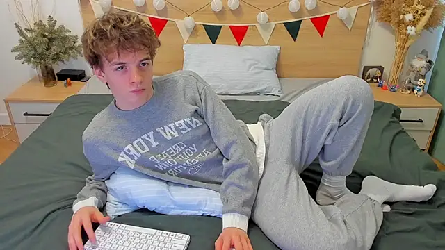 Fandi 777 online show from 02-03-25, 11:42