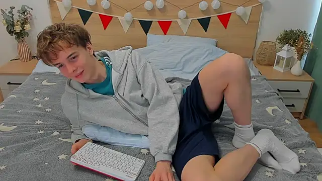 Fandi 777 online show from 03-16-25, 08:54