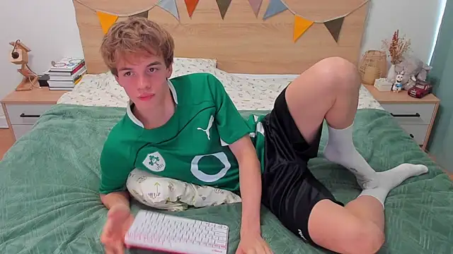 Fandi 777 online show from 09-25-25, 08:40