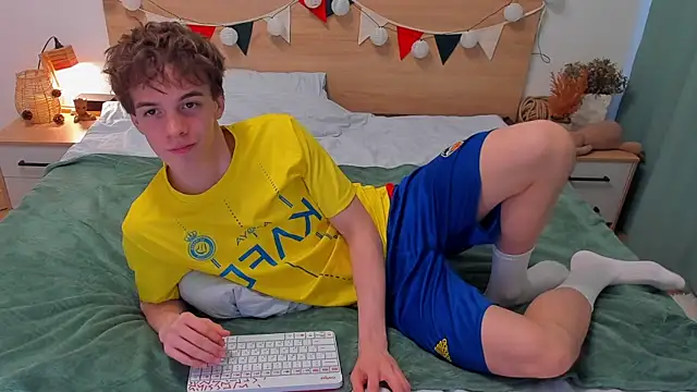 Fandi 777 online show from 11-20-25, 08:36