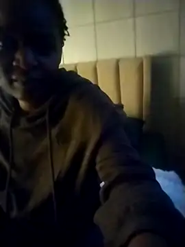 Snapshot of BabyBarbee chatting on 11-17-25, 04:24 BabyBarbee online show from 11-17-25, 04:24