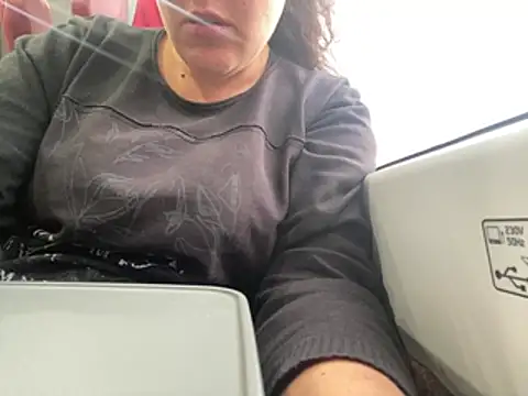 Snapshot of MorbidaMonica01 chatting on 01-15-26, 12:43 MorbidaMonica01 online show from 01-15-26, 12:43