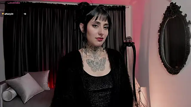 Snapshot of nasty_aliice1 chatting on 09-15-25, 05:51 nasty aliice1 online show from 09-15-25, 05:51