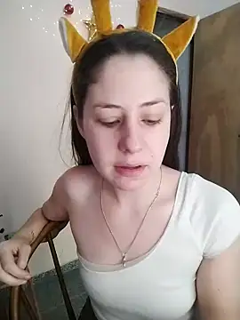 Snapshot of lucecitafantasy2 chatting on 12-23-24, 11:36 lucecitafantasy2 online show from 12-23-24, 11:36