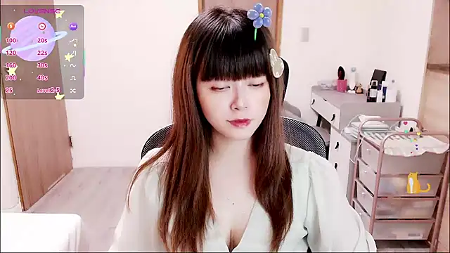 Snapshot of a0513 chatting on 10-19-25, 03:12 a0513 online show from 10-19-25, 03:12