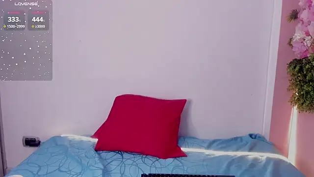 Mikasa Horny online show from 04-21-26, 01:39