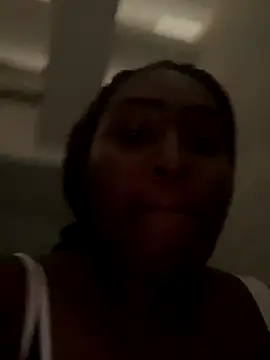 Snapshot of emilyrojas chatting on 09-27-25, 11:37 emilyrojas online show from 09-27-25, 11:37