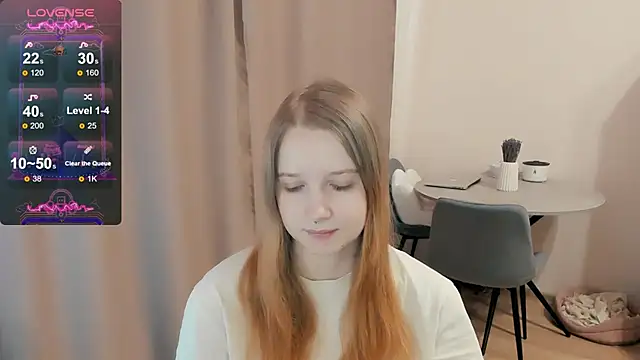 Snapshot of Alyaley chatting on 02-25-25, 10:47 Alyaley online show from 02-25-25, 10:47