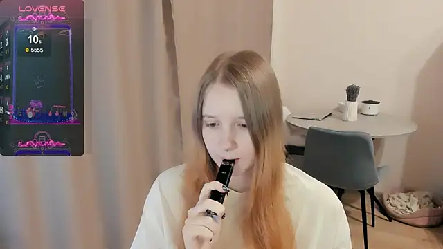 Snapshot of Alyaley chatting on 03-08-25, 02:40 Alyaley online show from 03-08-25, 02:40