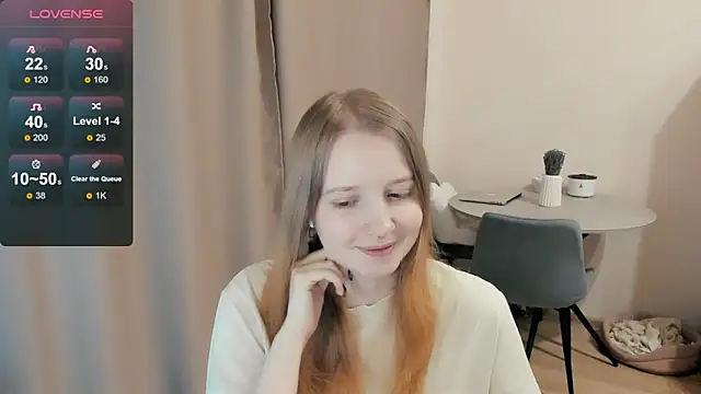 Snapshot of Alyaley chatting on 03-18-25, 07:42 Alyaley online show from 03-18-25, 07:42