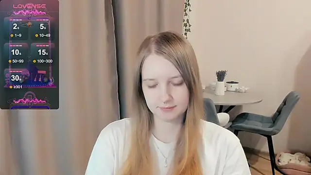 Snapshot of Alyaley chatting on 09-18-25, 04:42 Alyaley online show from 09-18-25, 04:42