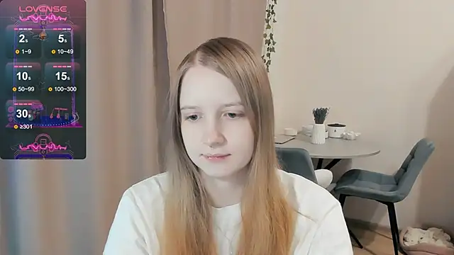 Snapshot of Alyaley chatting on 09-20-25, 04:41 Alyaley online show from 09-20-25, 04:41