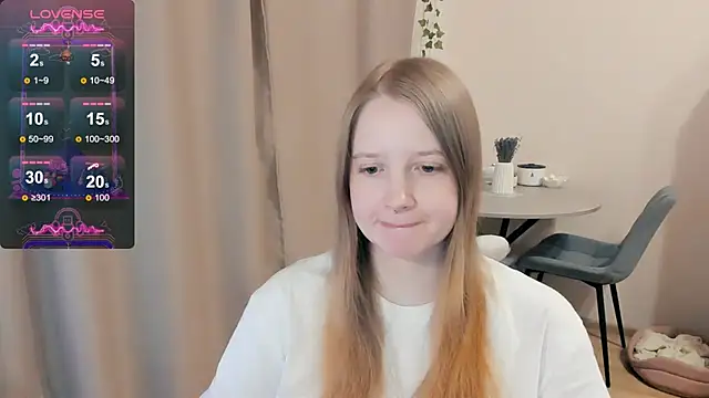 Snapshot of Alyaley chatting on 10-15-25, 12:00 Alyaley online show from 10-15-25, 12:00