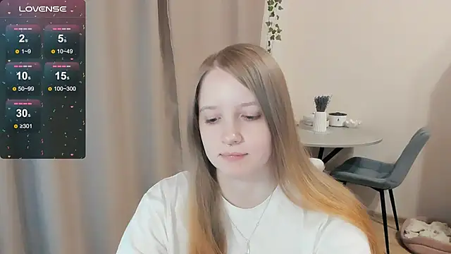 Snapshot of Alyaley chatting on 10-16-25, 11:06 Alyaley online show from 10-16-25, 11:06
