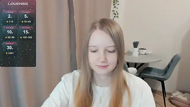 Snapshot of Alyaley chatting on 10-18-25, 12:06 Alyaley online show from 10-18-25, 12:06