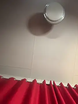 Snapshot of Astoria_Moon chatting on 02-20-26, 07:25 Astoria Moon online show from 02-20-26, 07:25