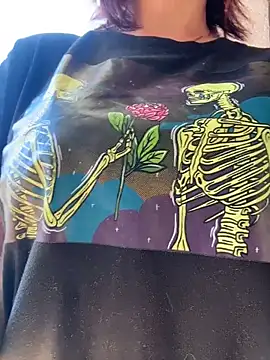 Snapshot of Astoria_Moon chatting on 03-08-26, 12:09 Astoria Moon online show from 03-08-26, 12:09