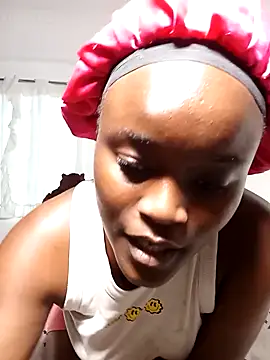 Bella045 online show from 12-22-24, 01:33