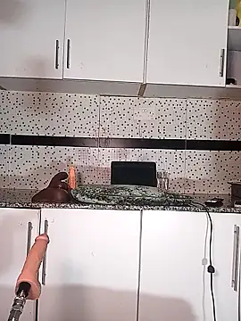 Bella045 online show from 11-06-25, 12:22