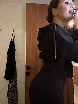 Syka0001 online show from 01-31-25, 02:28