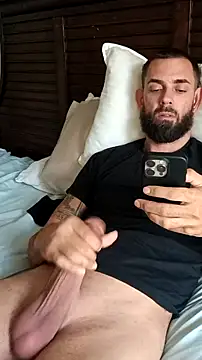 Snapshot of momentum2023 chatting on 12-14-25, 03:06 momentum2023 online show from 12-14-25, 03:06