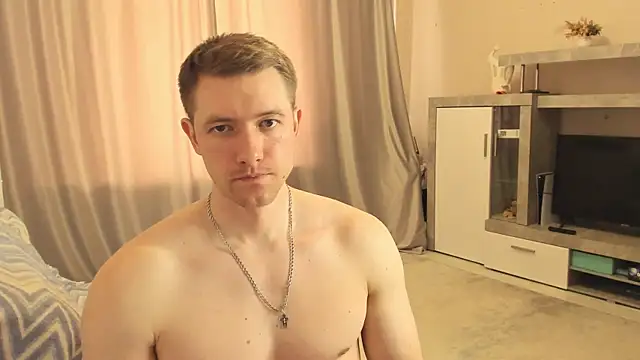 Snapshot of EthanPinkman chatting on 05-09-26, 05:23 EthanPinkman online show from 05-09-26, 05:23
