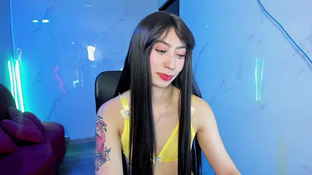Snapshot of LilithCooperr_ chatting on 06-26-26, 03:33 LilithCooperr online show from 06-26-26, 03:33