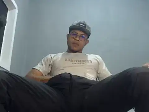 grandominantex1 online show from 12-23-24, 05:17