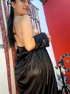 Snapshot of littlemelii chatting on 12-29-24, 07:50 littlemelii online show from 12-29-24, 07:50