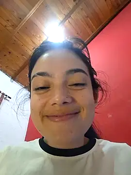 Snapshot of littlemelii chatting on 01-10-25, 07:25 littlemelii online show from 01-10-25, 07:25