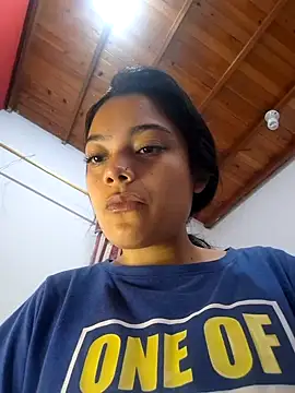 Snapshot of littlemelii chatting on 03-22-25, 04:26 littlemelii online show from 03-22-25, 04:26