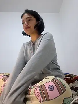 Snapshot of littlemelii chatting on 11-21-25, 04:16 littlemelii online show from 11-21-25, 04:16