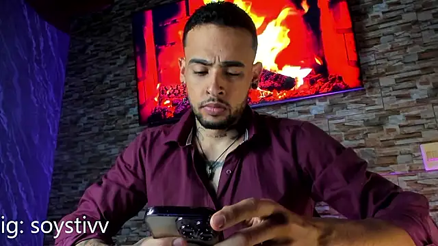 Snapshot of Seth_Owner chatting on 01-13-26, 01:44 Seth Owner online show from 01-13-26, 01:44