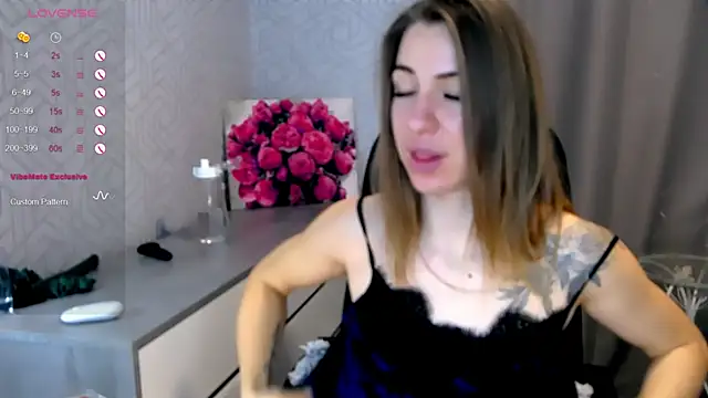 Snapshot of Naughty__Megan chatting on 01-31-25, 08:43 Naughty Megan online show from 01-31-25, 08:43