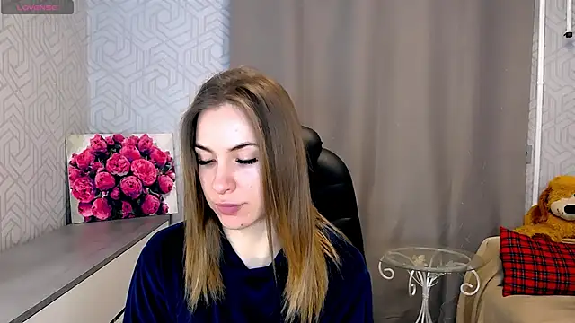 Snapshot of Naughty__Megan chatting on 03-18-25, 07:08 Naughty Megan online show from 03-18-25, 07:08