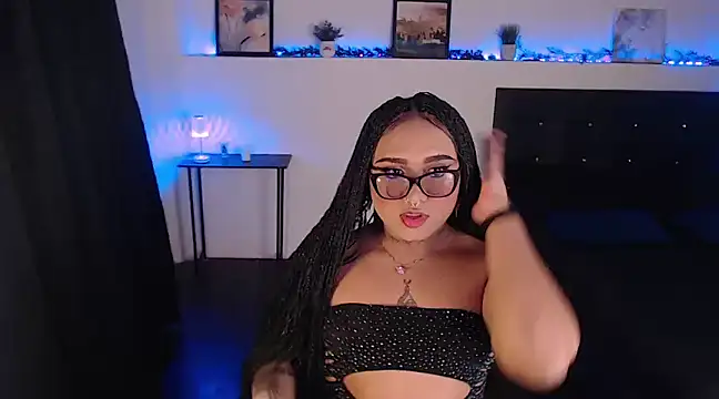 LiaScarlett online show from 01-04-25, 05:58